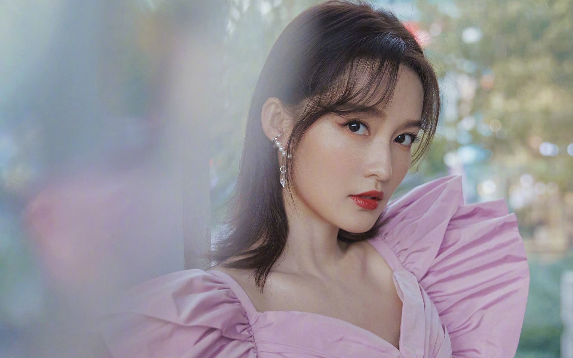 美国队精准换泳助力夺得银牌，美国队泳衣