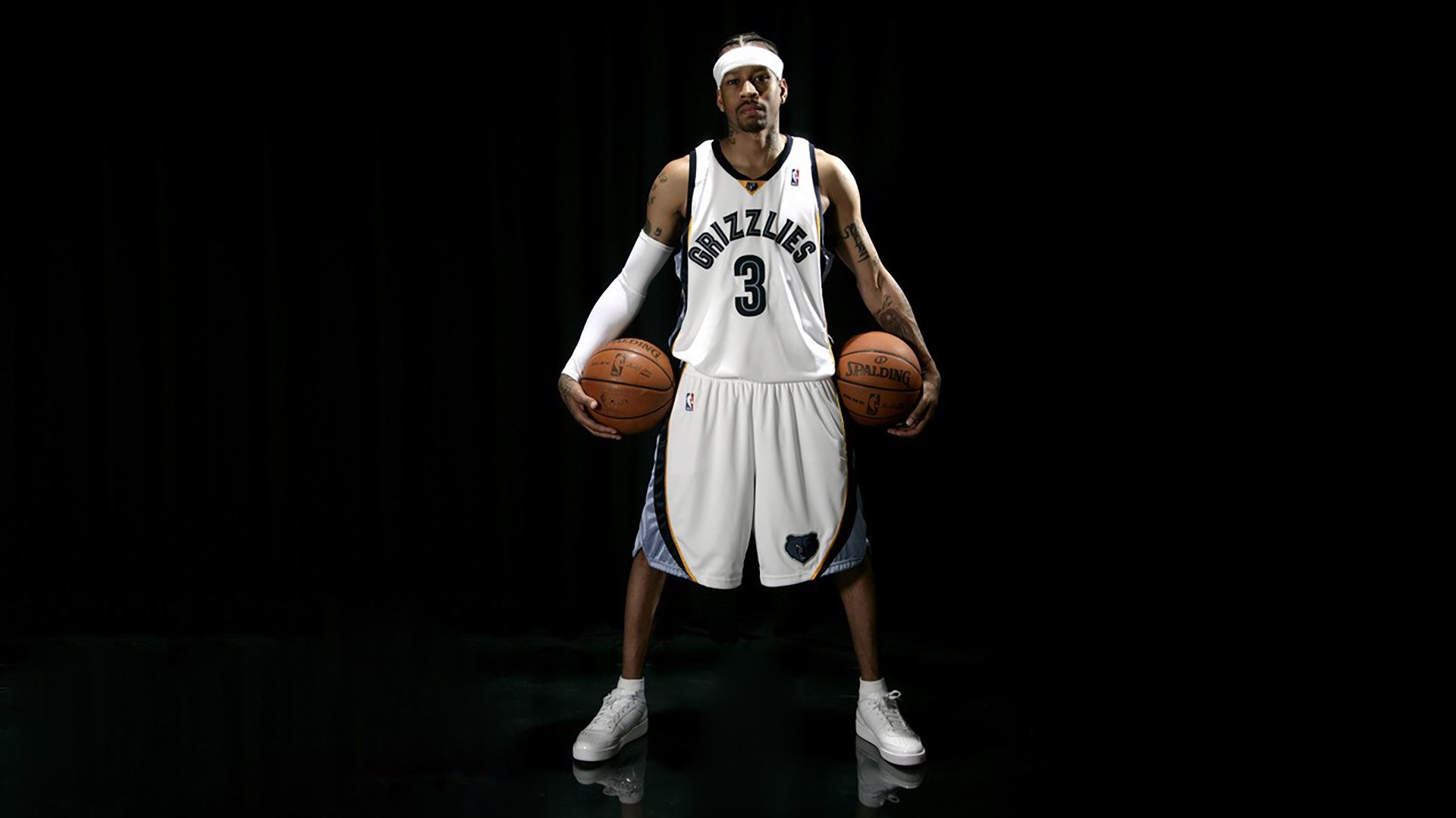 Samantha Clark 攻守兼备,表现全面