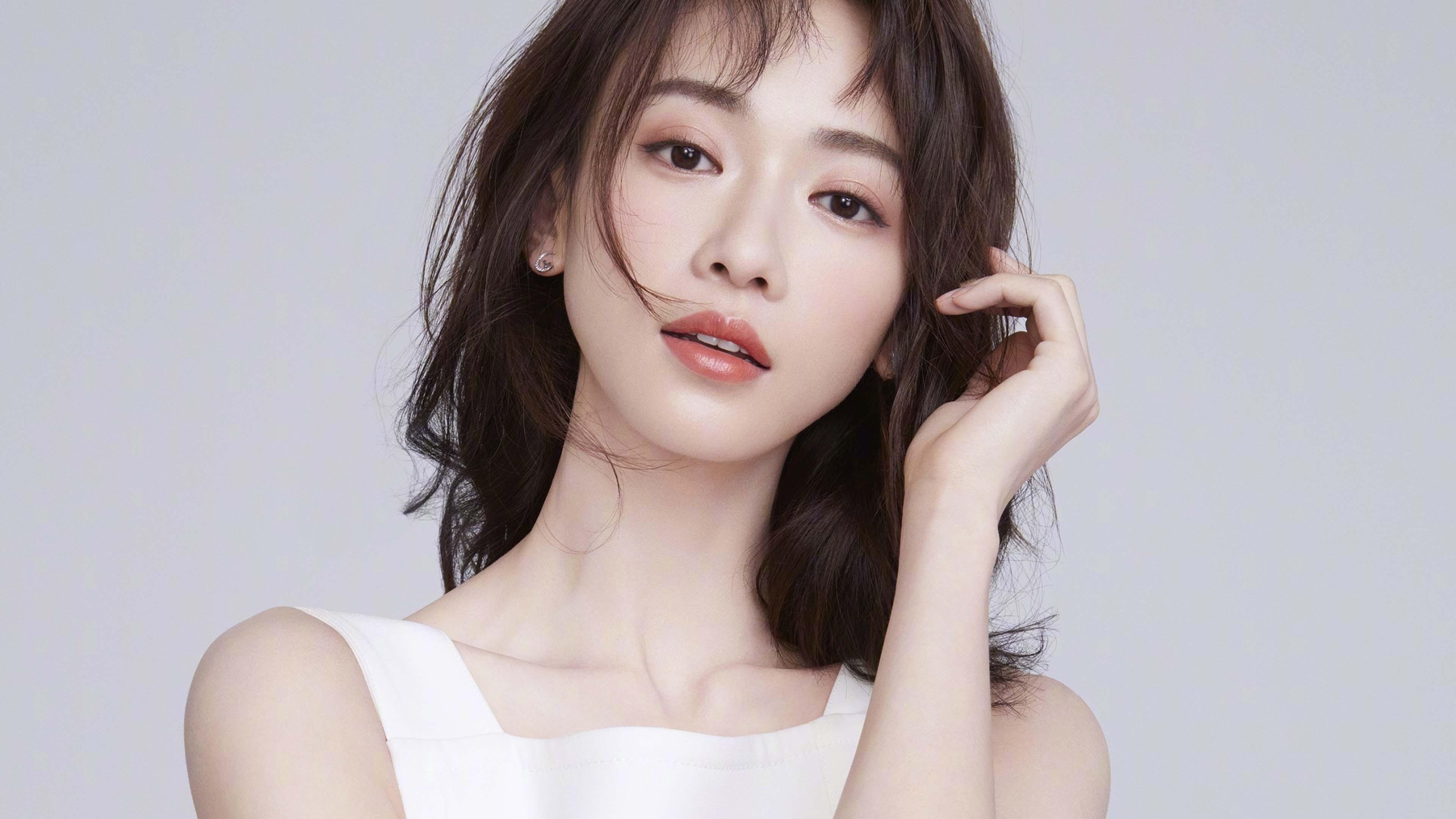 Samantha Clark 攻守兼备,表现全面